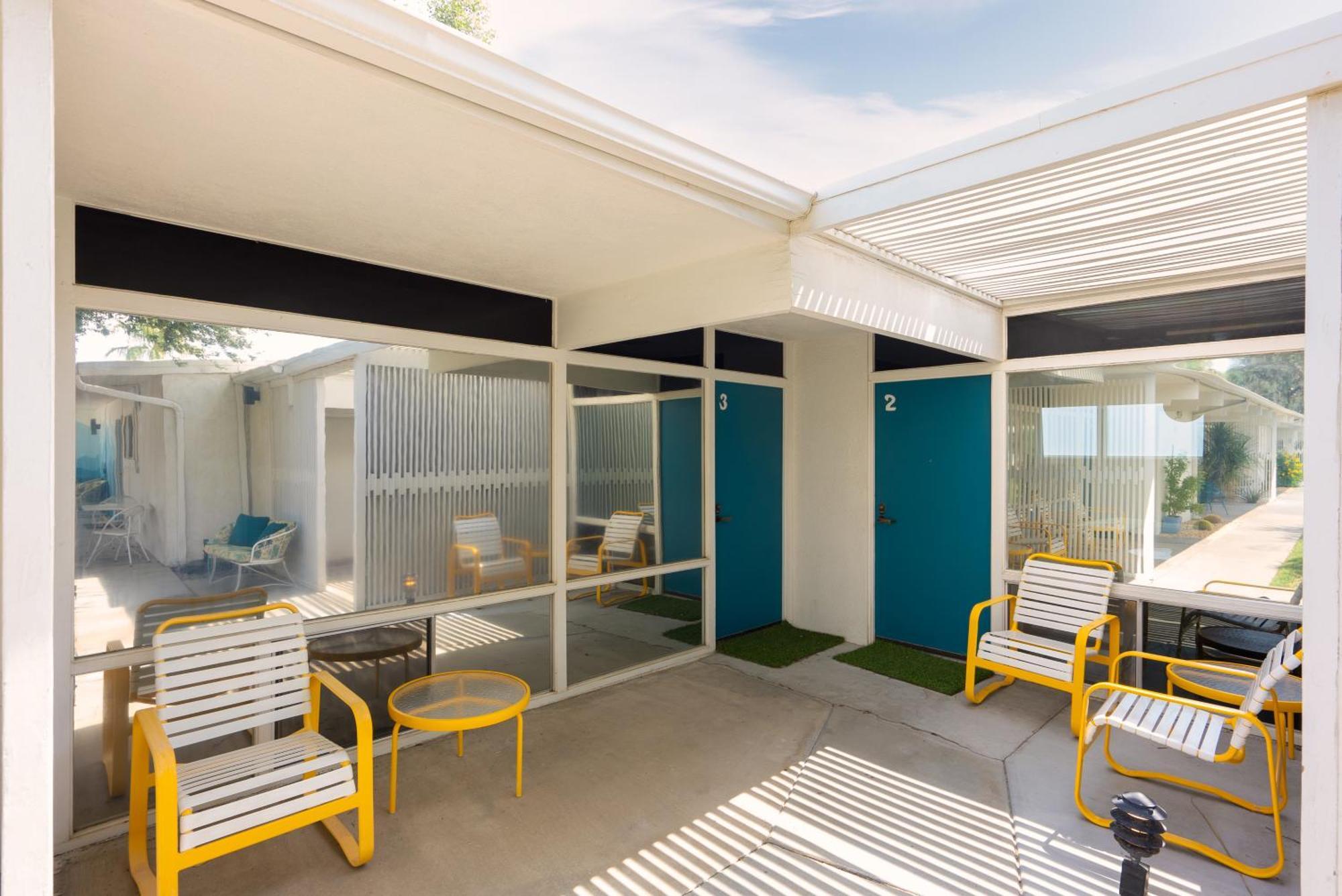 Monkey Tree Hotel By Avantstay Stylish Hotel In Palm Springs W Pool المظهر الخارجي الصورة