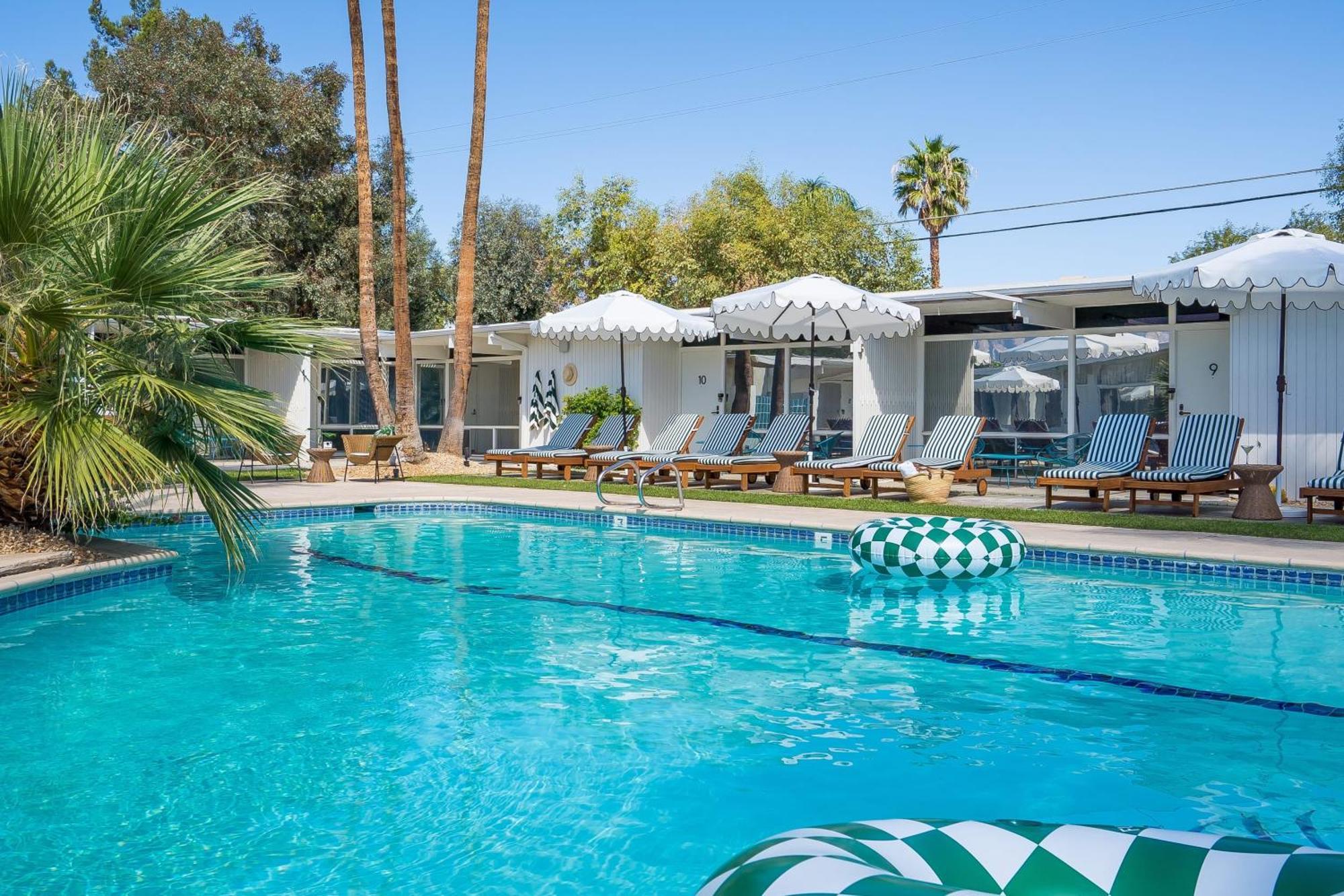 Monkey Tree Hotel By Avantstay Stylish Hotel In Palm Springs W Pool المظهر الخارجي الصورة