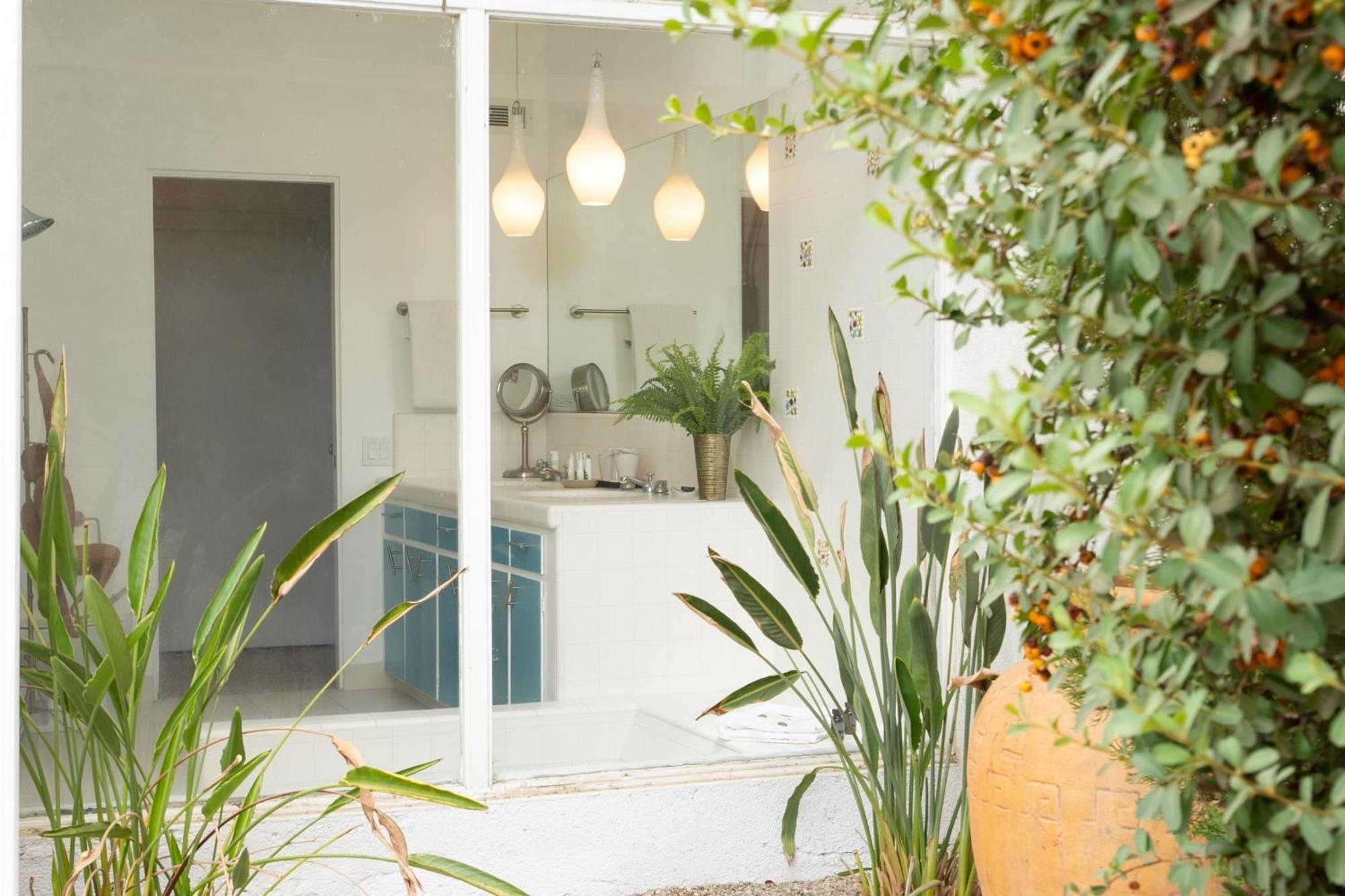 Monkey Tree Hotel By Avantstay Stylish Hotel In Palm Springs W Pool المظهر الخارجي الصورة