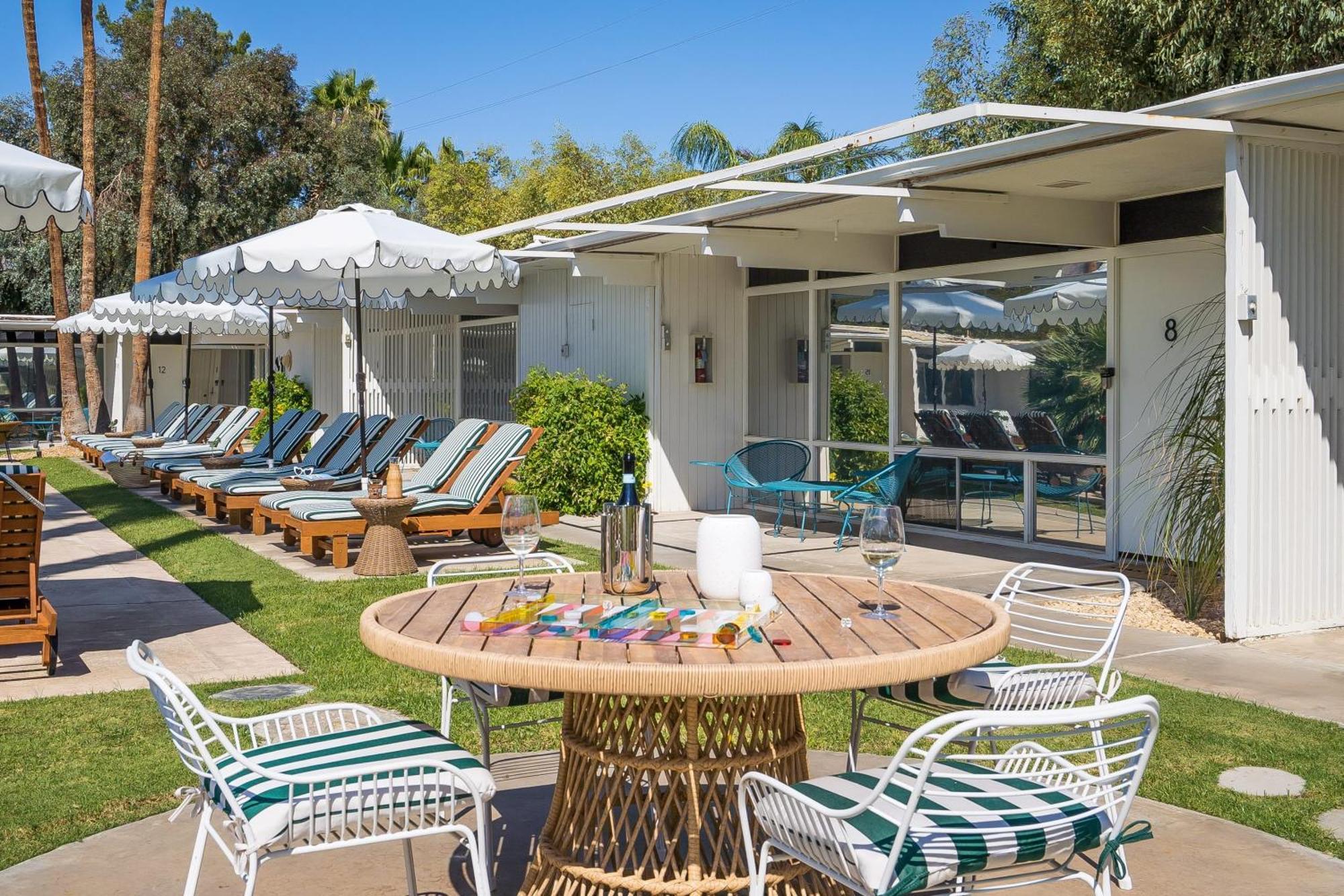 Monkey Tree Hotel By Avantstay Stylish Hotel In Palm Springs W Pool المظهر الخارجي الصورة