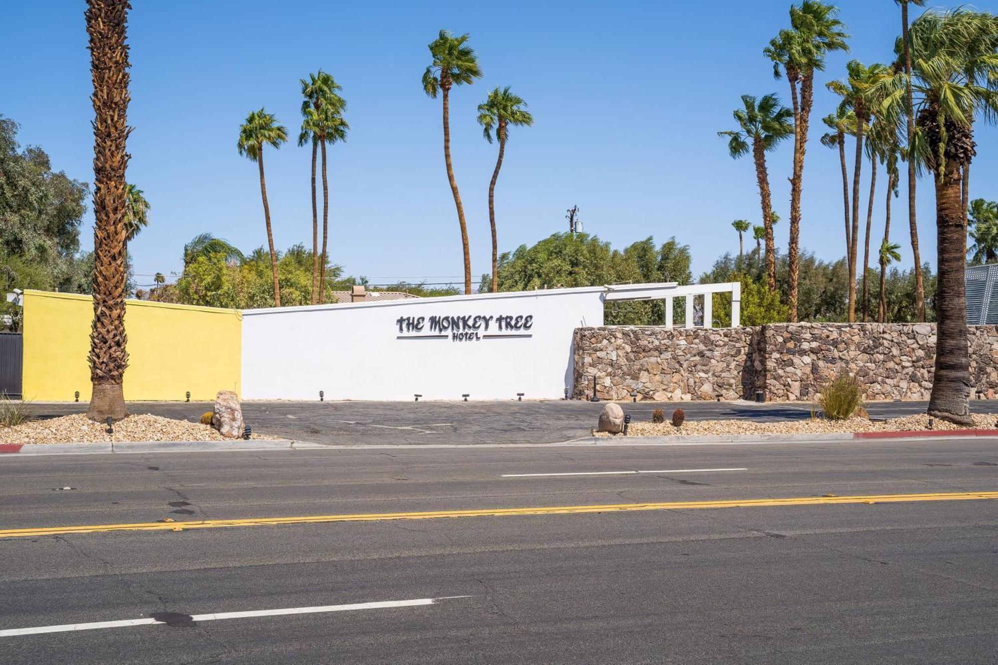 Monkey Tree Hotel By Avantstay Stylish Hotel In Palm Springs W Pool المظهر الخارجي الصورة