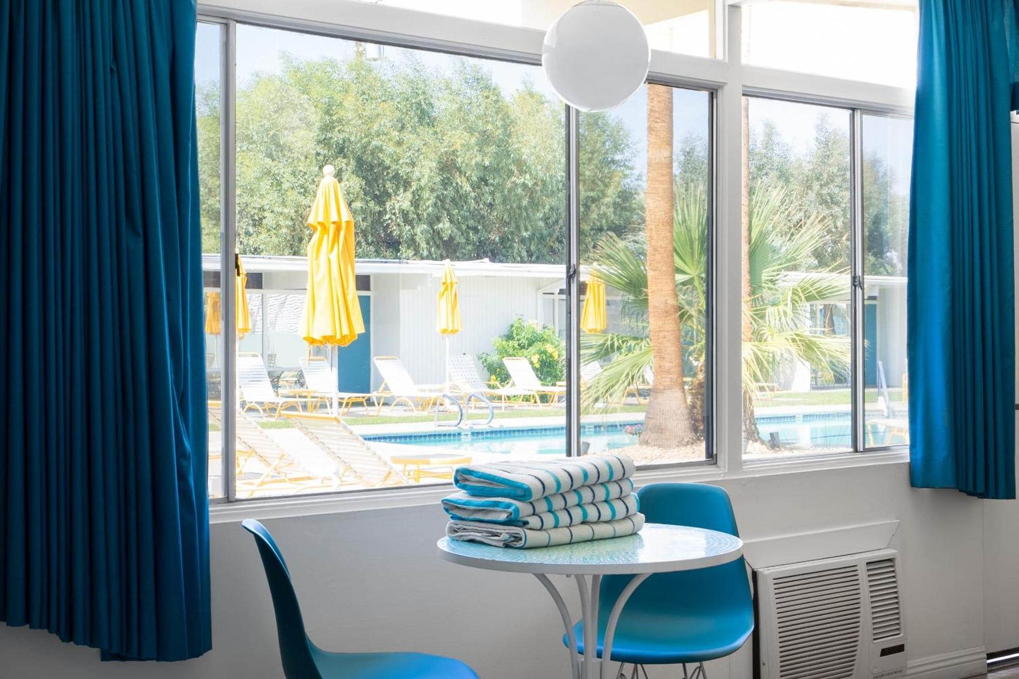 Monkey Tree Hotel By Avantstay Stylish Hotel In Palm Springs W Pool المظهر الخارجي الصورة